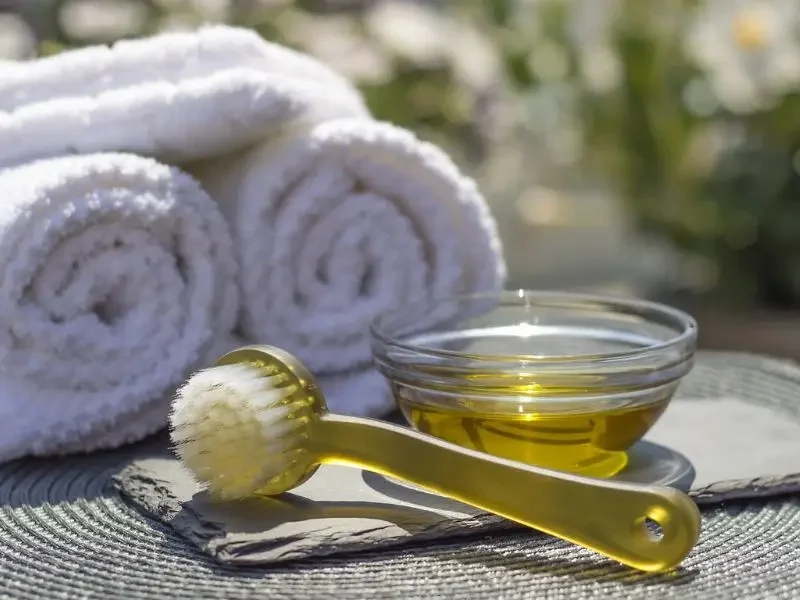 wellnesseglow-spa_oil_massage wellnesseglow-spa_oil_massage